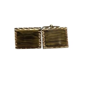 Vintage Gold and Brown Cufflinks. Beautiful Stone.
